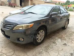 Toyota Camry 2011 Gray