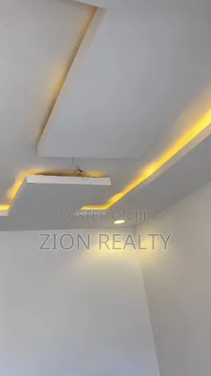 Mini Flat in Eputu London, Awoyaya for rent