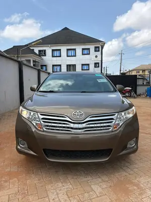 Toyota Venza V6 2011 Brown