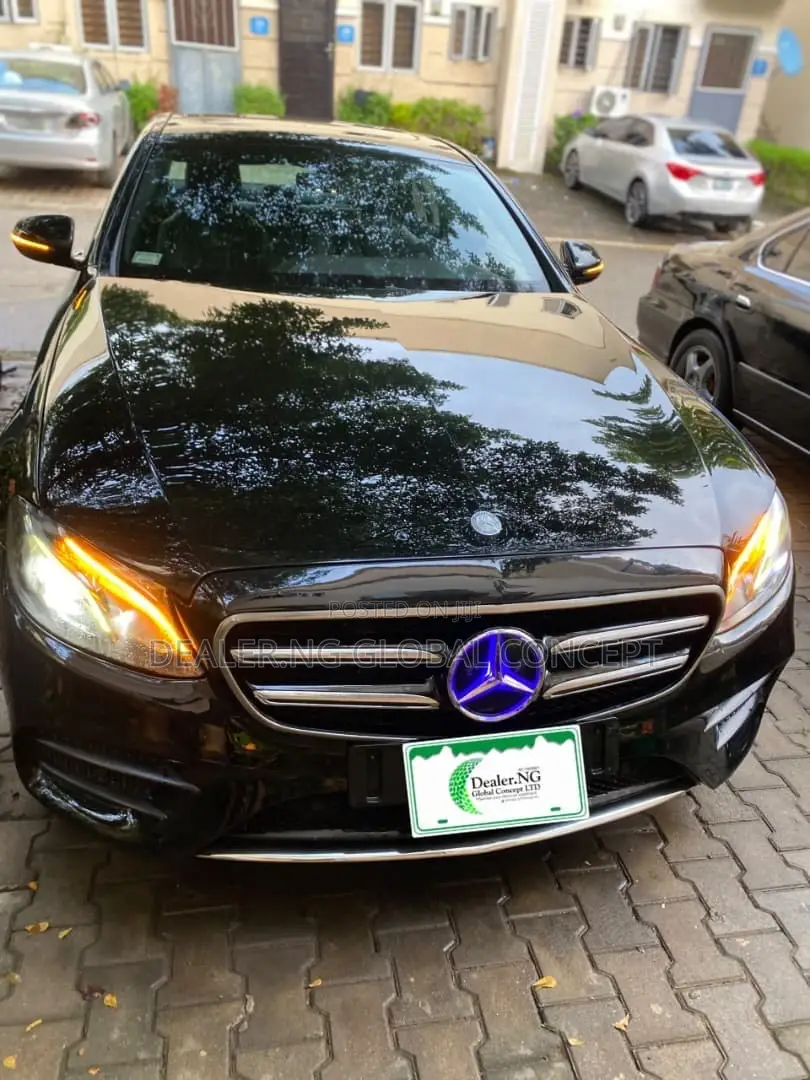 Mercedes-Benz E300 2017 Black