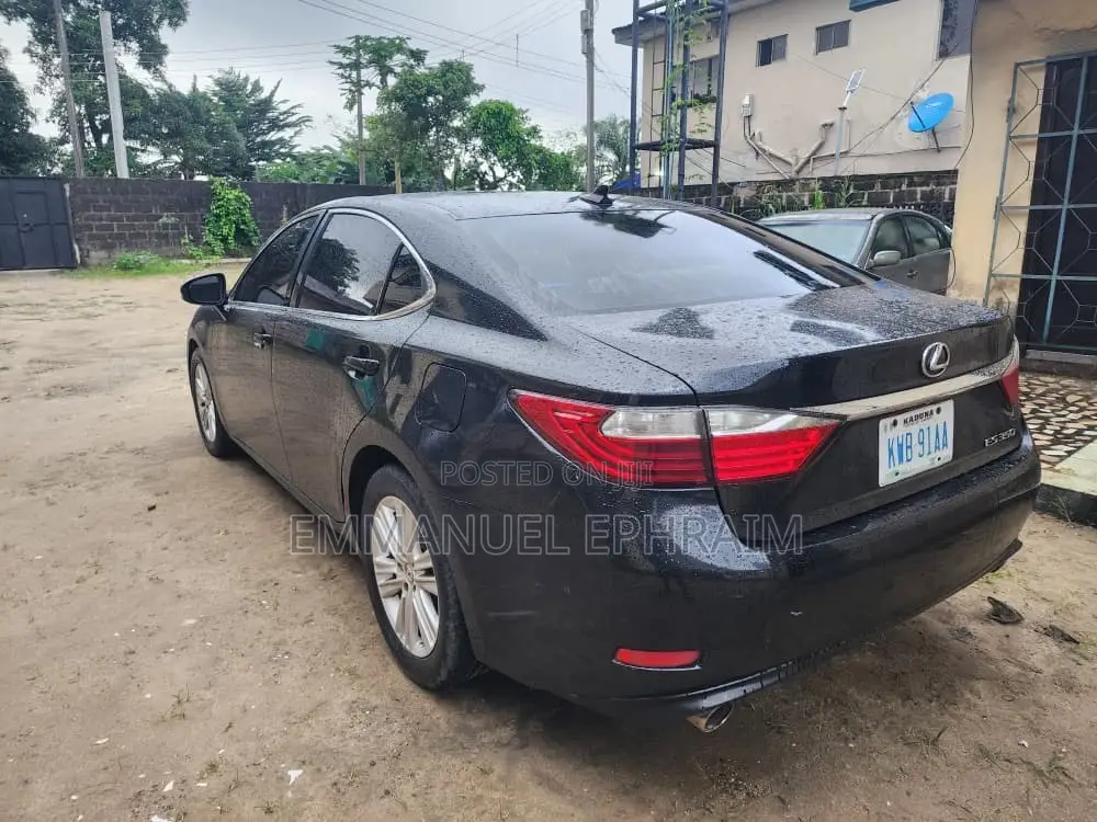 Lexus ES 2014 Black