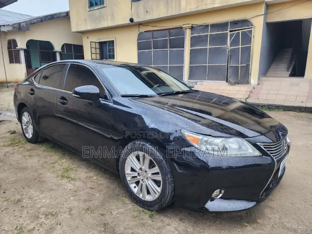 Lexus ES 2014 Black