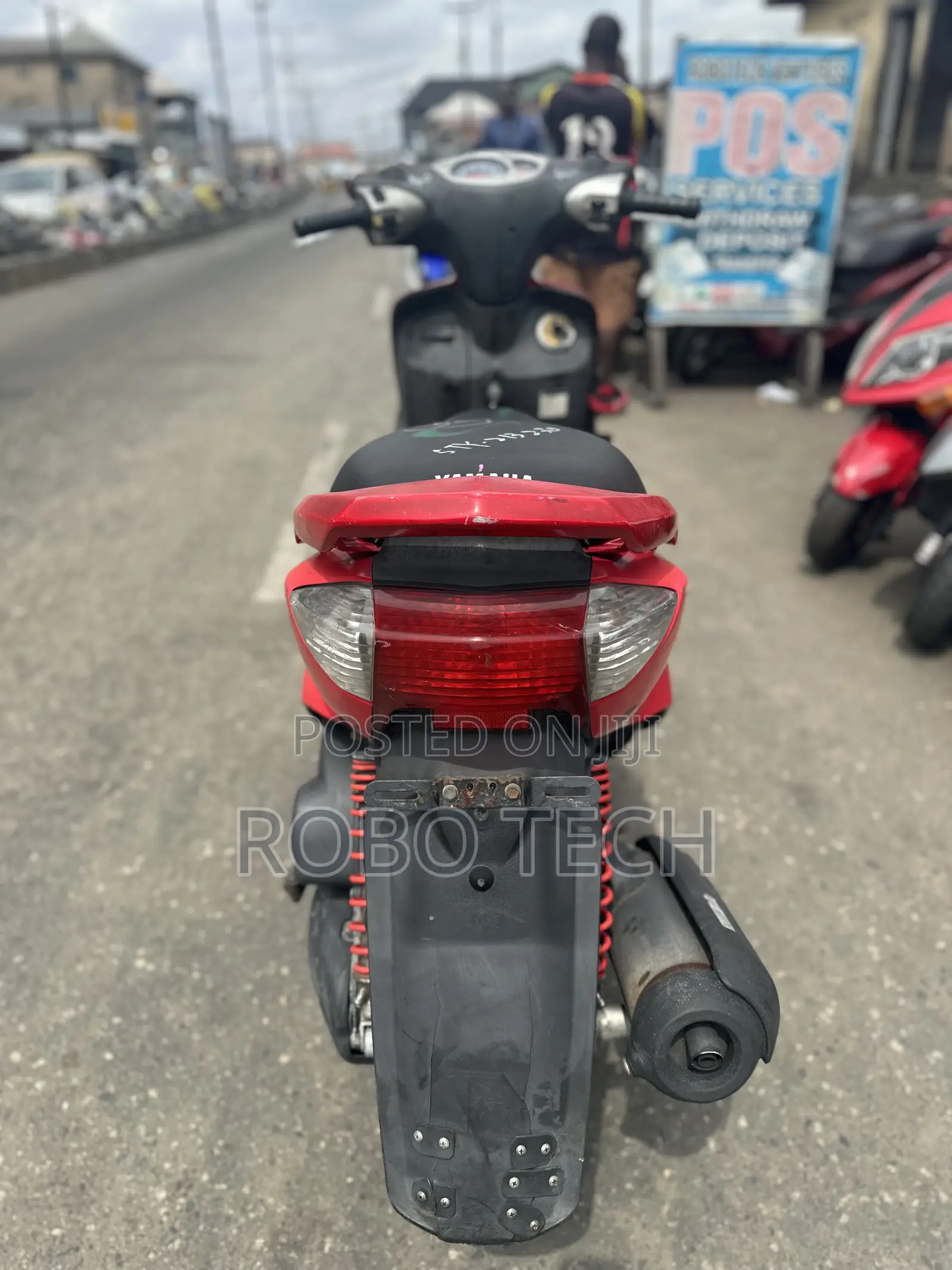 Yamaha 2015 Red