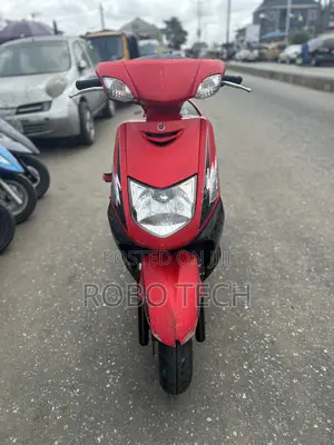 Yamaha 2015 Red
