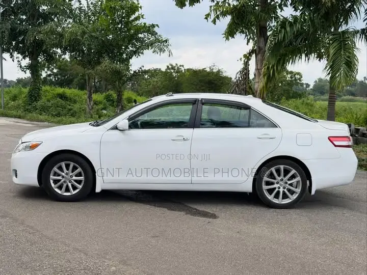 Toyota Camry 2010 White