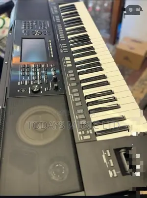 Yamaha PSR-SX720