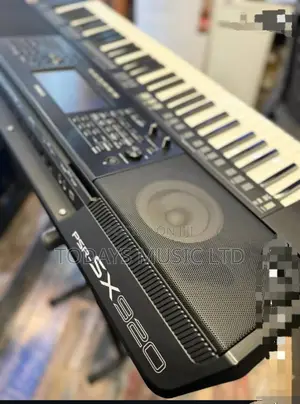 Yamaha PSR-SX720