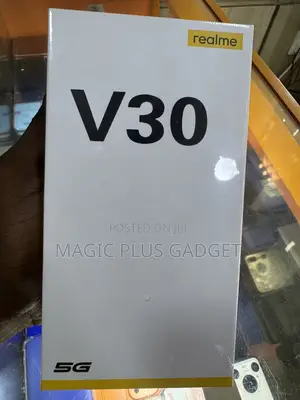 New Realme V30 128 GB Black