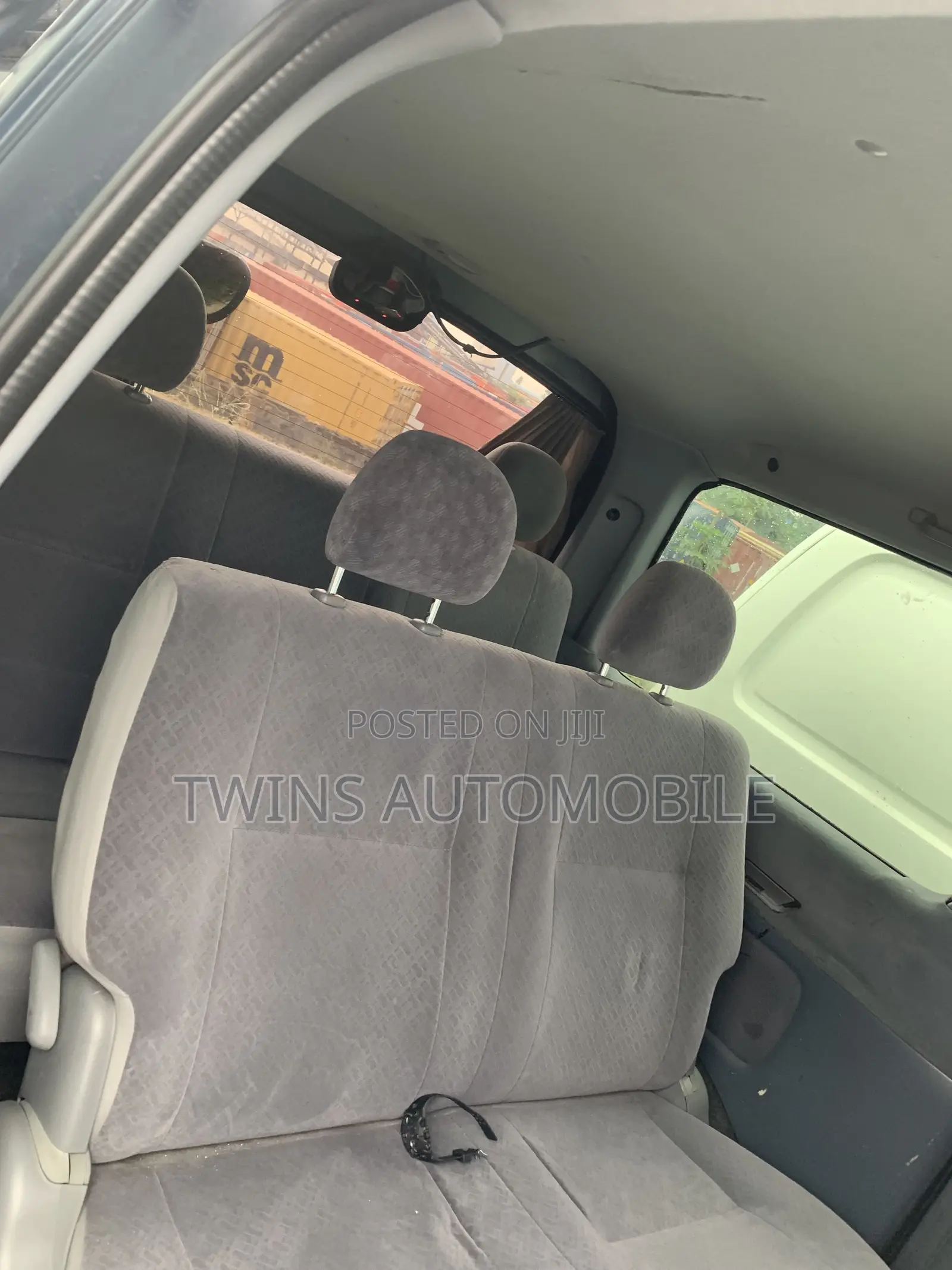 Toyota HiAce 2005 Blue