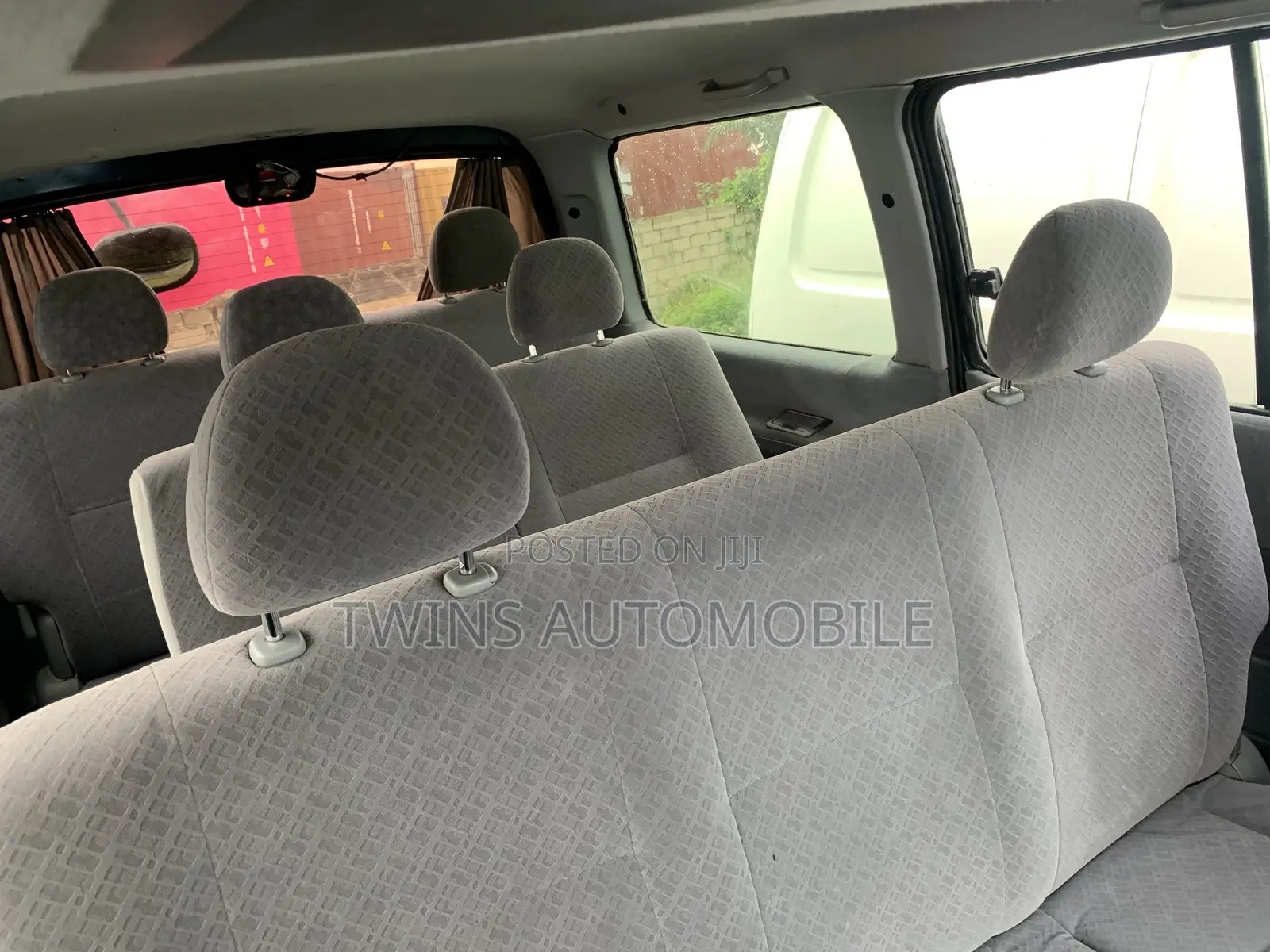 Toyota HiAce 2005 Blue
