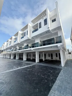3bdrm Maisonette in Lekki Phase 1 for sale