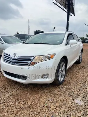 Toyota Venza V6 AWD 2010 White