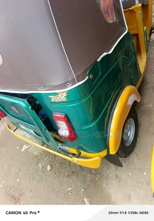 Bajaj RE 2025 Green