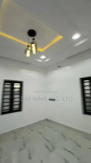 4bdrm Duplex in Sabon Lugbe for sale