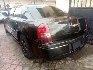 Chrysler 300 2009 Black