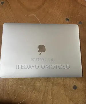 Laptop Apple MacBook Pro 2017 8GB Intel Core i5 HDD 256GB