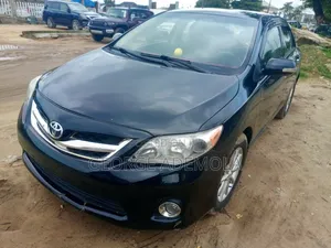 Toyota Corolla 2010 Black