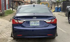 Hyundai Santa Fe 2013 Blue