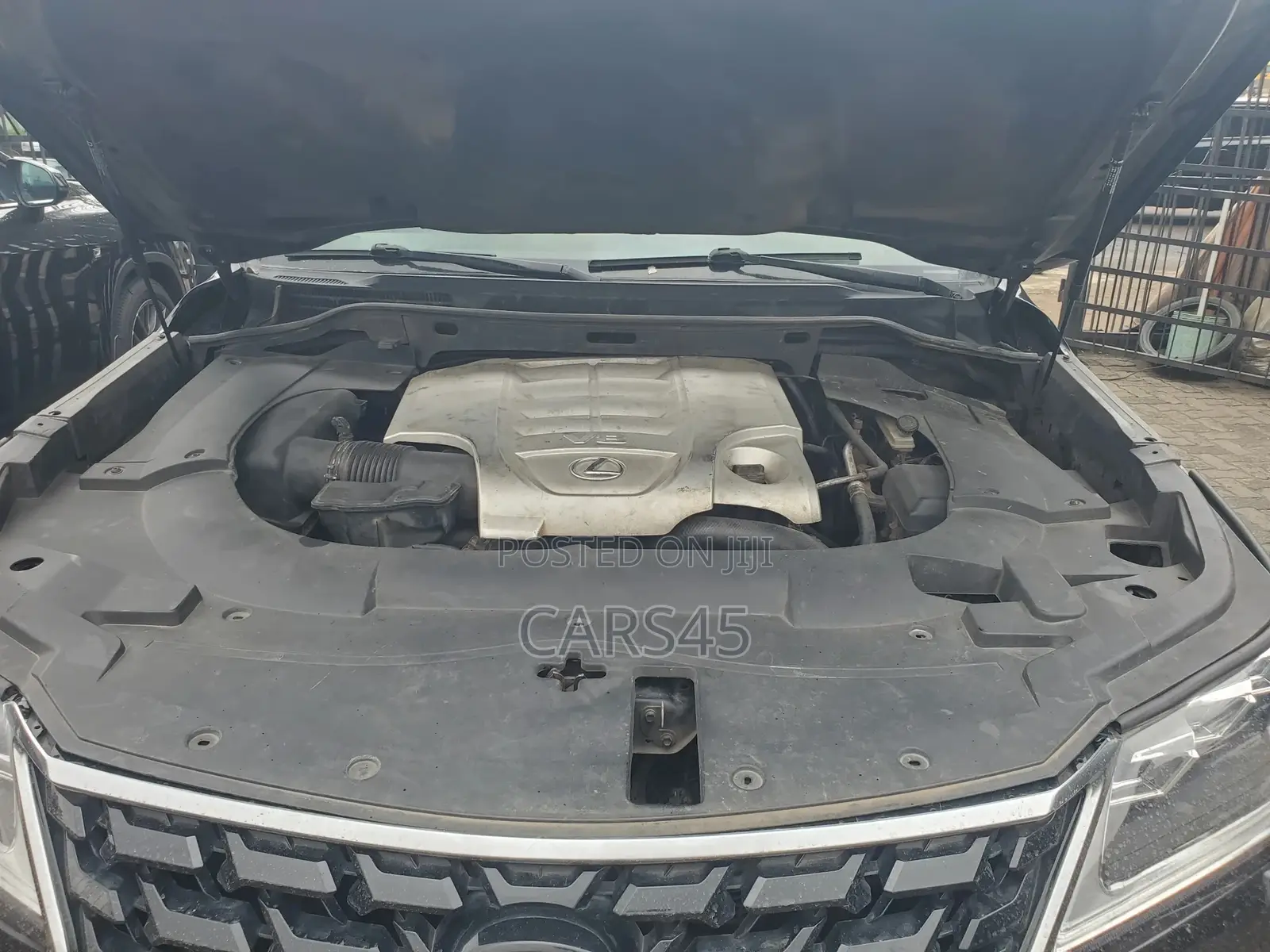 Lexus LX 570 2009 Black