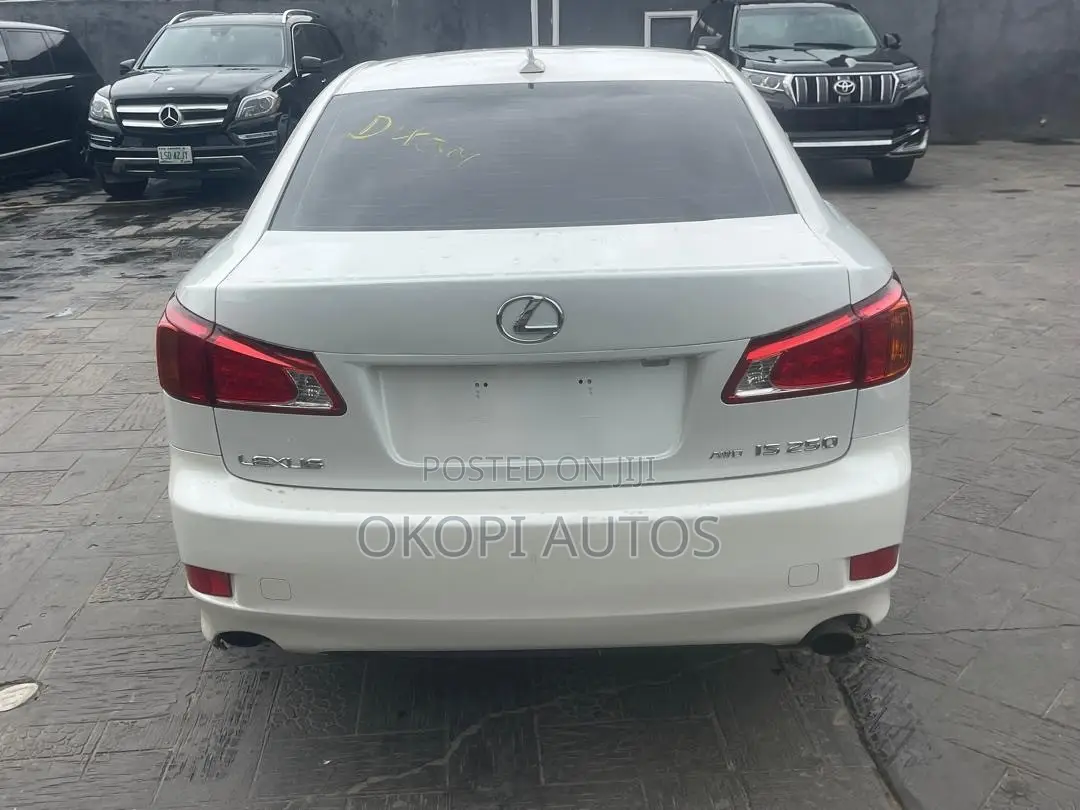 Lexus IS 2007 White