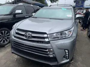 Toyota Highlander Limited V6 4x4 (3.5L 6cyl 6A) 2016 Silver