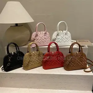 Luxury Ladies Handbag – Premium Elegant Fashion Bag