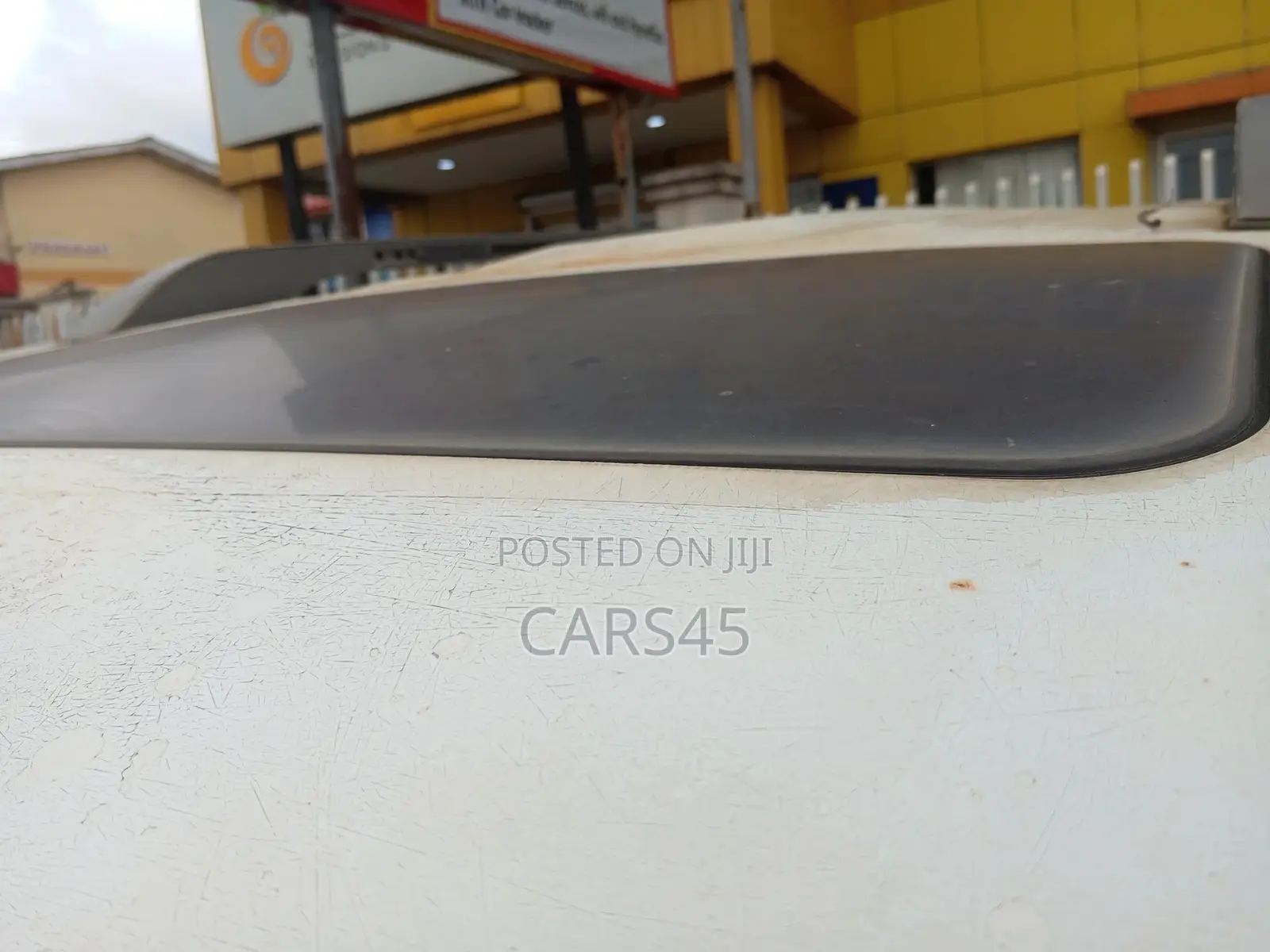 Nissan Armada 2009 White