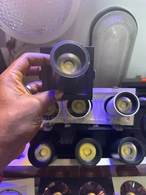 Recessed Multi-Light Spotlight