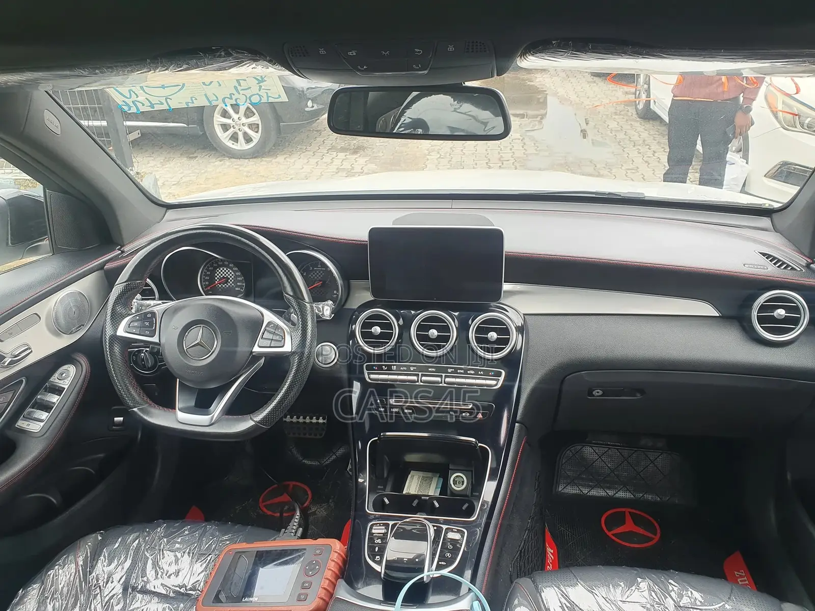 Mercedes-Benz GLC-Class 2017 White