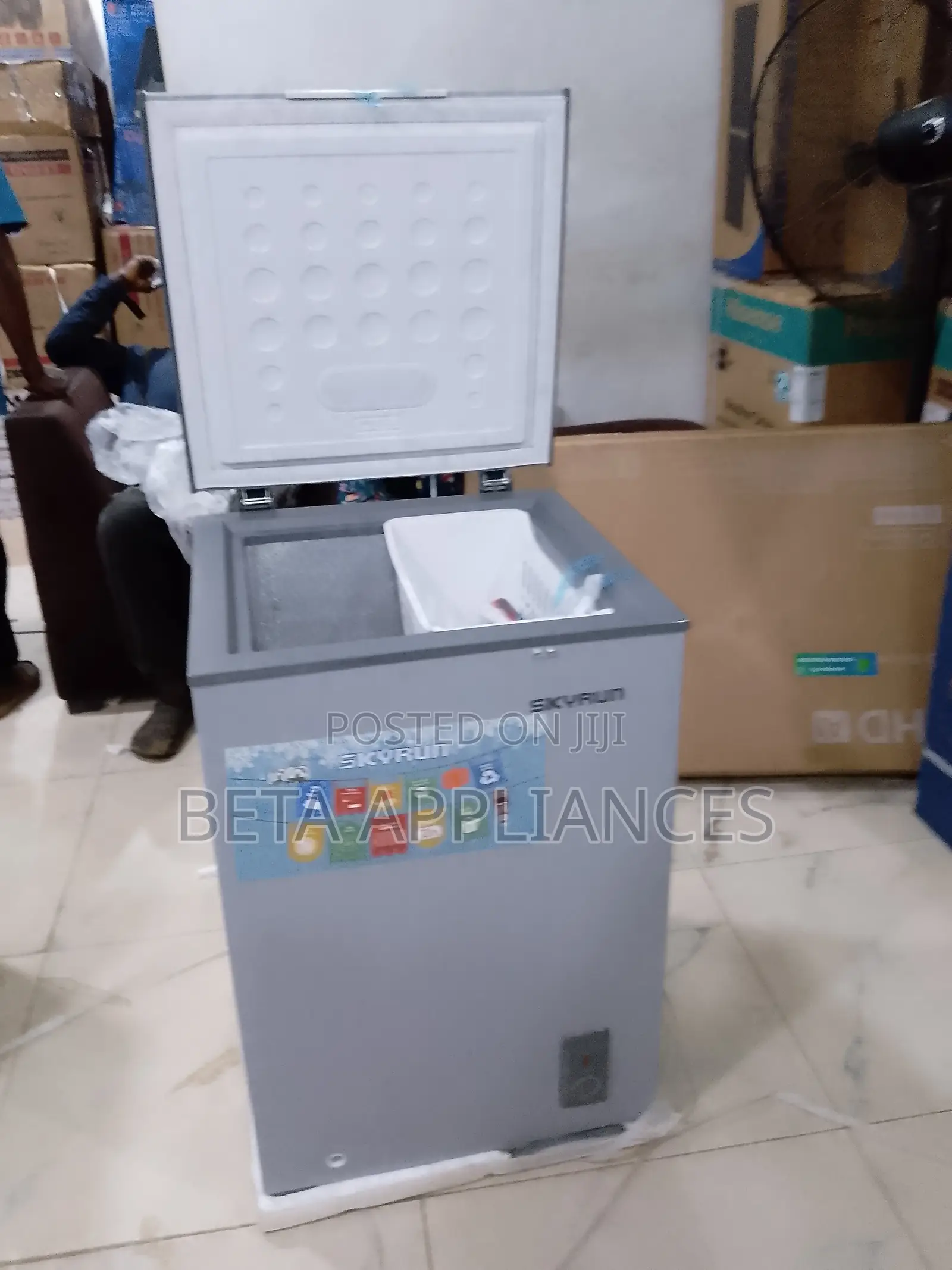 Skyrun 90L Chest Freezer – Efficient Storage Freezing