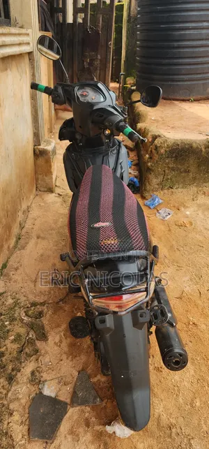 TVS Neo NX 2025 Black