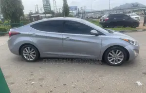 Hyundai Elantra 2015