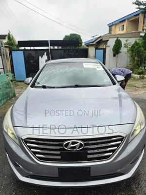 Hyundai Sonata Limited Sedan FWD (2.4L 4cyl 6A) 2016 Silver