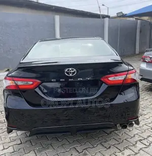 Toyota Camry 2018 Black