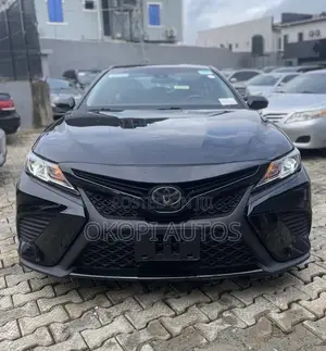 Toyota Camry 2018 Black