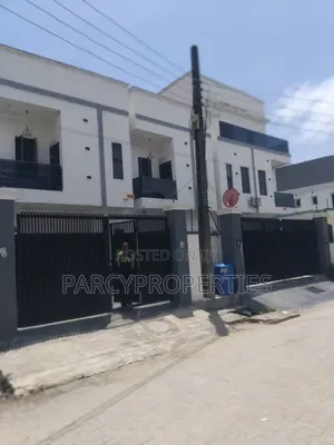 3bdrm Townhouse / Terrace in Ologolo for rent