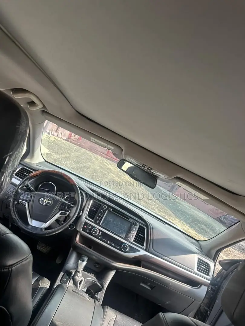 Toyota Highlander 2015 Gray