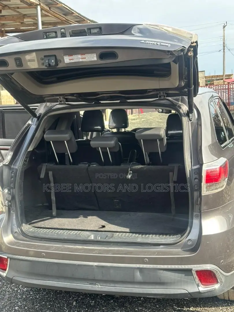 Toyota Highlander 2015 Gray