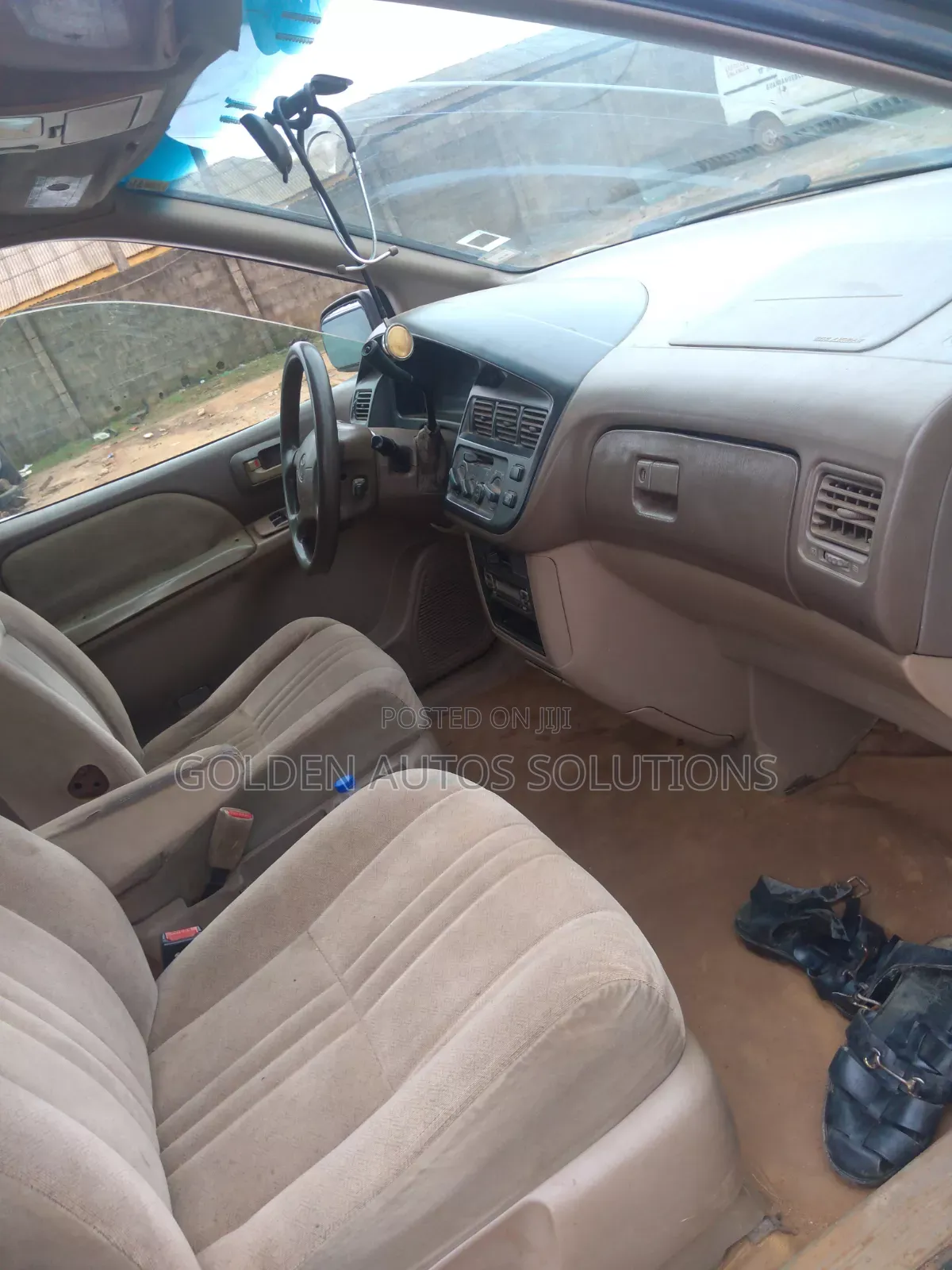 Toyota Sienna 2000