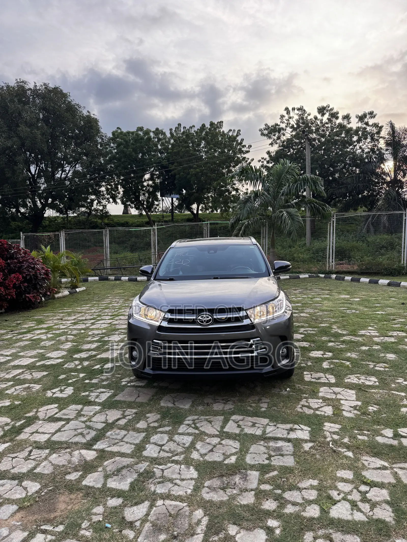 Toyota Highlander 2017 Gray