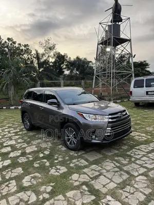 Toyota Highlander 2017 Gray