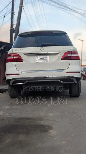 Mercedes-Benz M Class ML 350 4Matic 2012 White