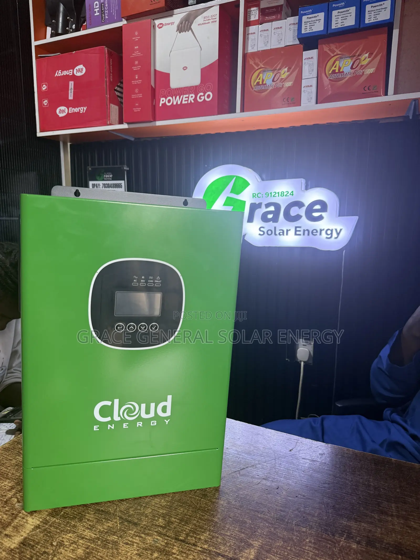 3.6kva Cloud Energy Hybrid Inverter