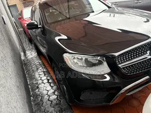 Mercedes-Benz GLC-Class 2016 Black