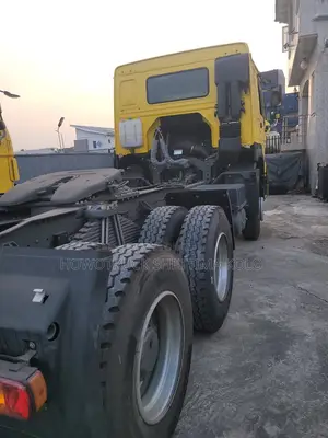 Tractor Trailer 371 Axels 6x4 Belgium Ten Tires Available