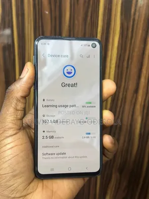 Samsung Galaxy S10e 128 GB Blue
