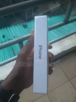 New Apple iPhone XR 128 GB Black