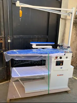 Industrial Finishing Table