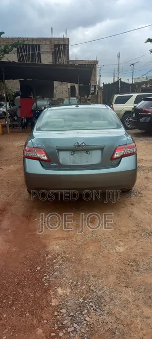 Toyota Camry 2011 Green