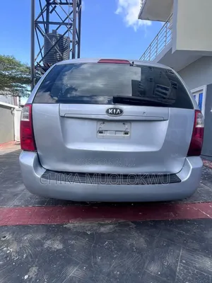 Kia Sedona 2006 Silver